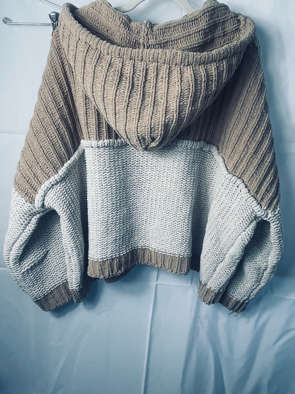 POL Chunky Knit Over-sized Two-Tone Hooded Knit Sweater - Cream & Tan